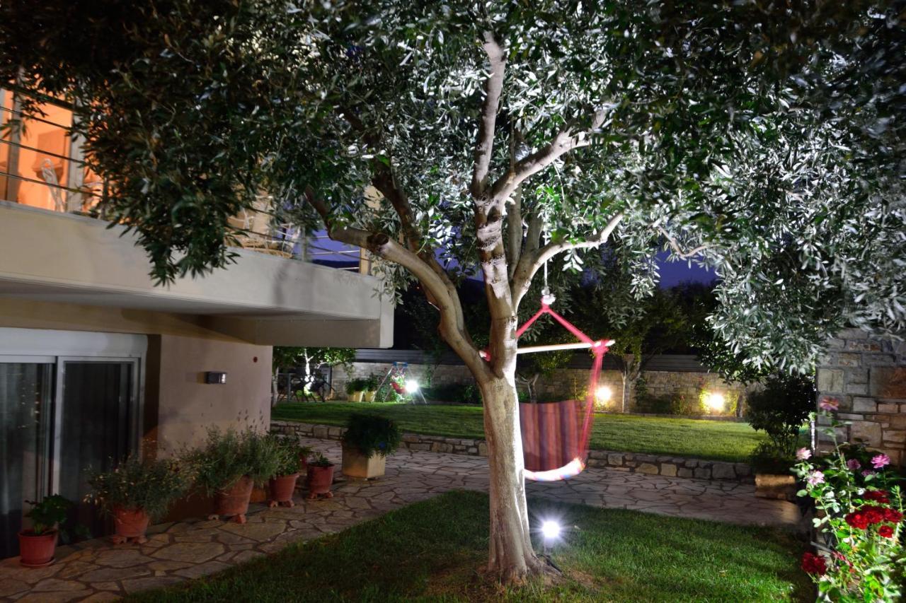 Fou'S Apartment Nafpaktos Exterior photo